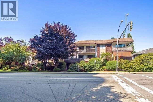 Building Photo - 4345 Grange St