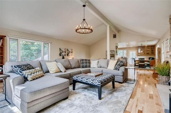 Foto del edificio - Fully Furnished Three Bedroom Home Available in Boulder 12-24 month lease FURNISHED ONLY.