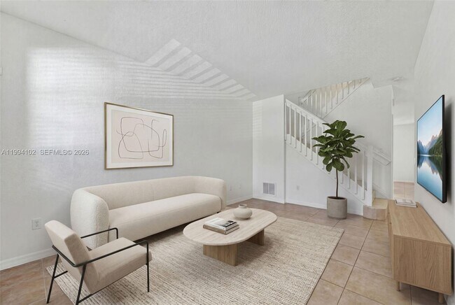 Foto del edificio - 728 NE 34th Ave