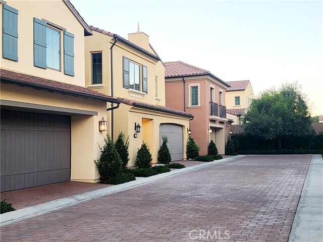 Building Photo - 109 Tritone