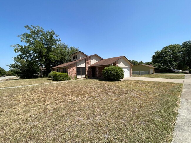 Building Photo - 4502 Whitmire Ln