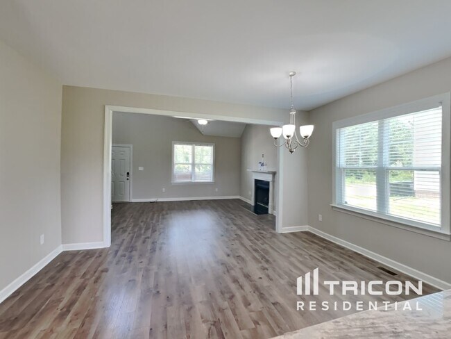 Foto del edificio - 119 Lasswade Ct