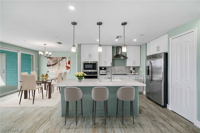 Building Photo - 14550 Harborside Blvd