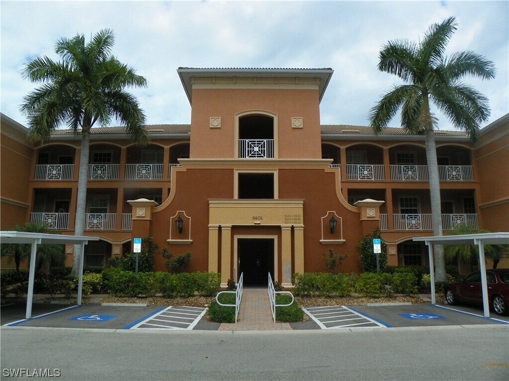 9601 Spanish Moss Way Unit 3624, Bonita Springs, FL 34135 Condo for