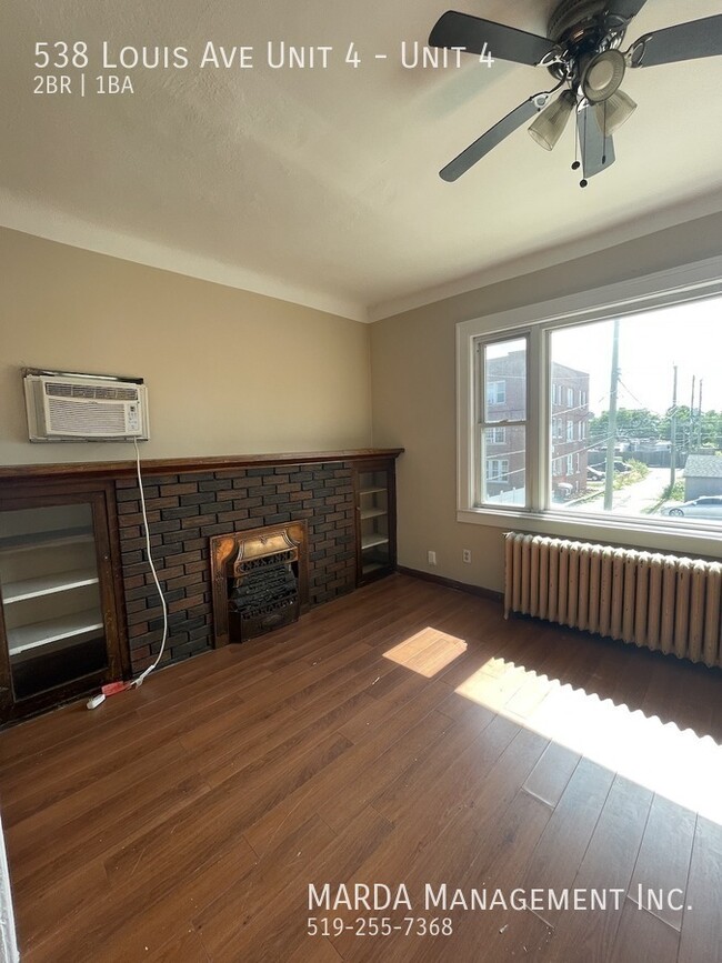 Building Photo - COZY 2 BED/1/BATH UNIT + HYDRO & GAS