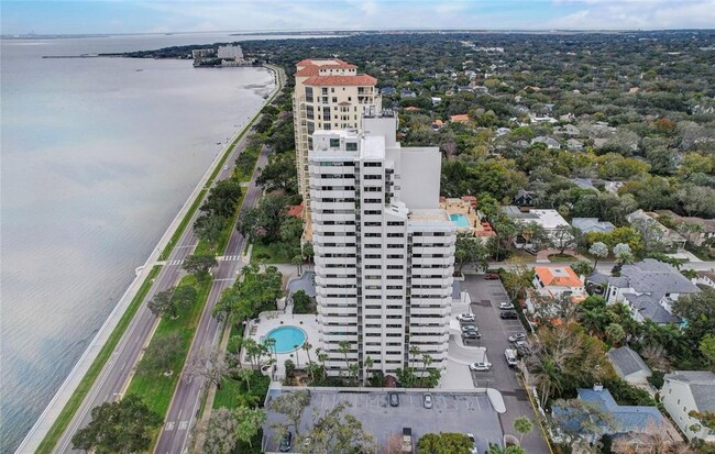 Foto del edificio - 4141 Bayshore Blvd