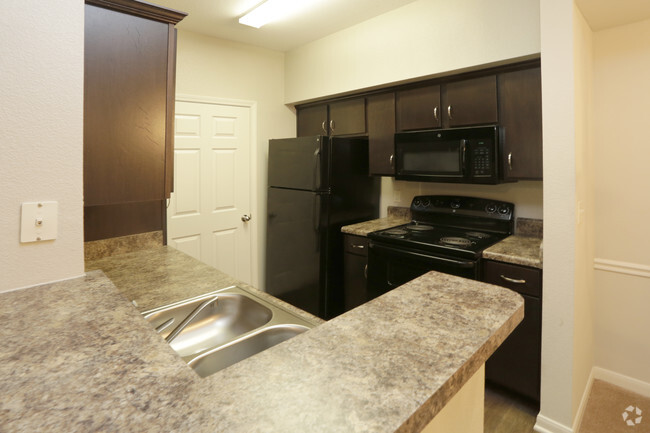 Interior Photo - Riverscape Apartment Homes