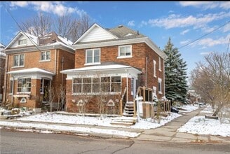 Building Photo - 98 Brubacher St