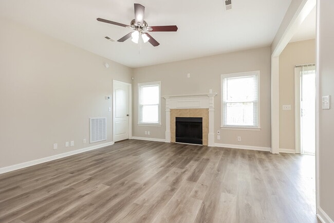 Building Photo - 903 Bexley Dr