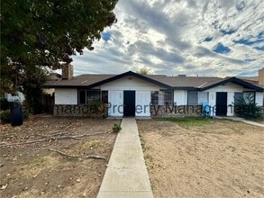 Building Photo - 239 W China Grade Loop