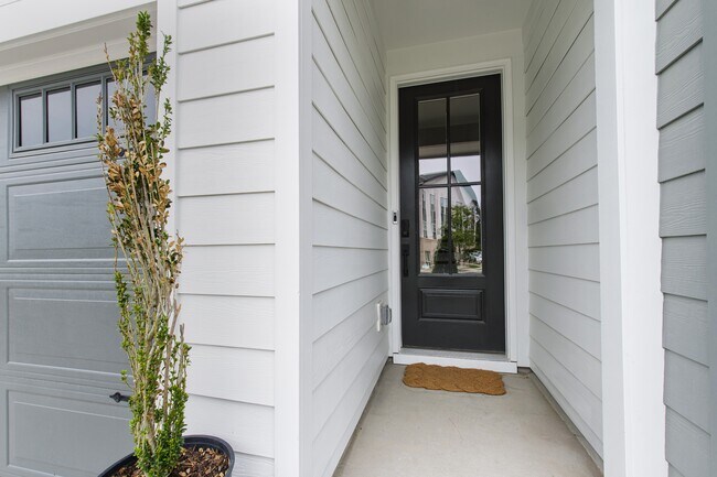 Foto del edificio - 4730 Cypress Tree Ln