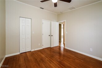 Building Photo - 15860 Willoughby Ln