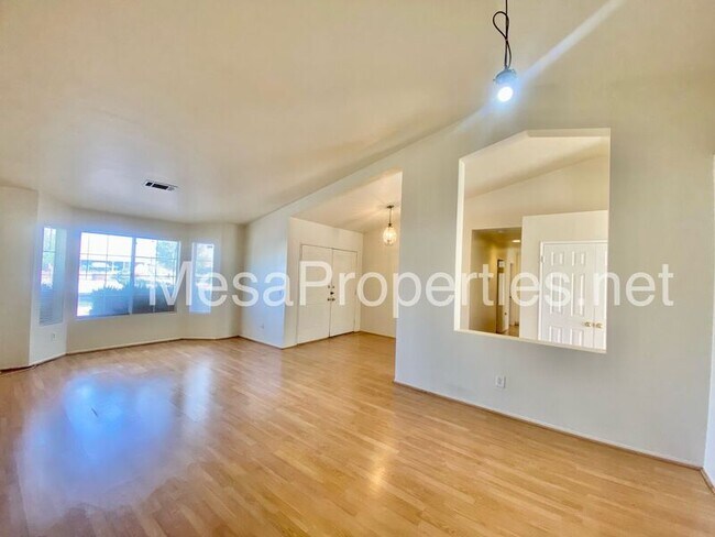 Foto del edificio - 12342 Mammoth Dr