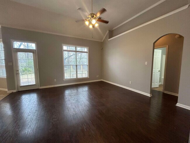 Foto del edificio - 9204 Acadia Pl