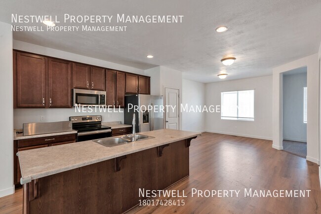 Foto del edificio - Amazing Mid-Row Townhome in Bluffdale