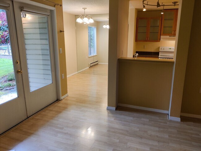 Photo - Gorgeous ground floor 1 bedroom condo