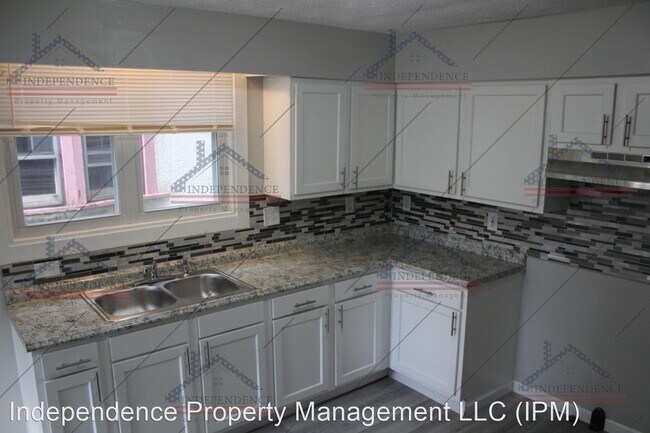 Building Photo - 4 br, 1 bath House - 161 Illinois Ave.