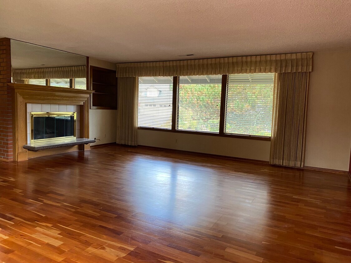 Foto principal - 3144 NW Kent St