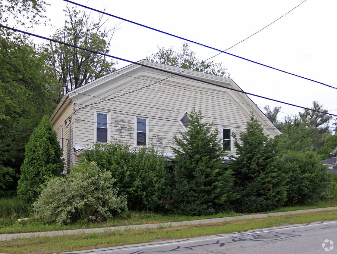 Building Photo - 189 W Main St