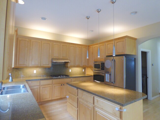Foto del edificio - 5342 NW Skycrest Parkway