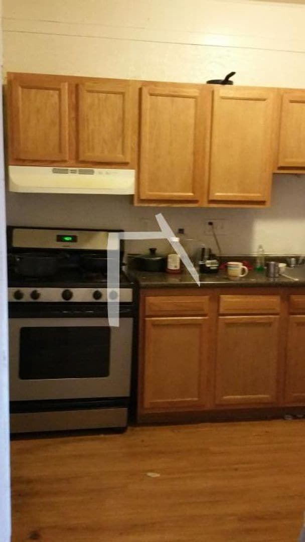 Building Photo - No Brokers Fee, No Security Deposit, heat, Hot Water Included, Porch, Laundry, Parking for Rent