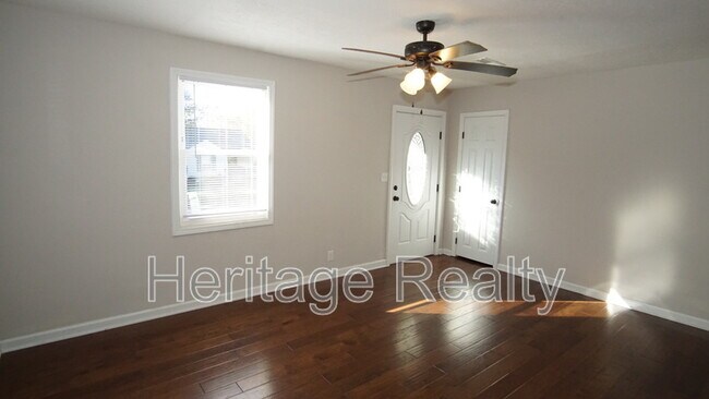 Foto del edificio - 3032 Dodd St