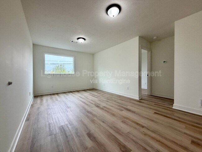 Foto del edificio - 313 Orchard Ave