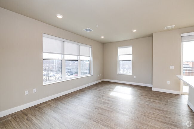 2BR, 2BA - 1,120SF - Living Room - Yellowstone Apartments