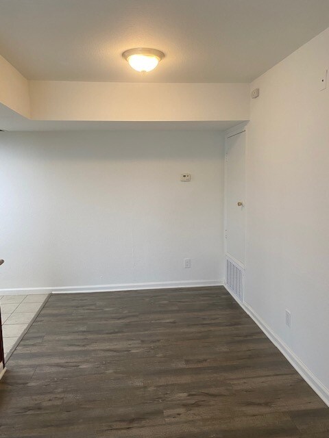 Foto del edificio - 413 W Glenoaks Blvd