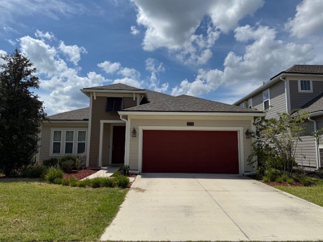 Foto principal - Beautiful Home in Eagle Landing