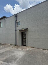 Building Photo - 112 S College Ave