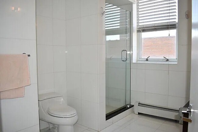 Foto del edificio - 2335 31st St