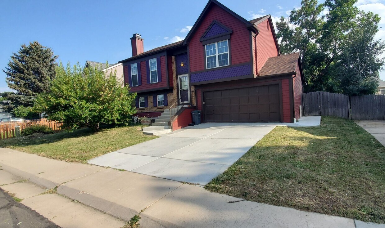 Primary Photo - "Rare Opportunity" 3 bedroom 2 bath in the...