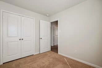 Building Photo - 389 Tejas Trl