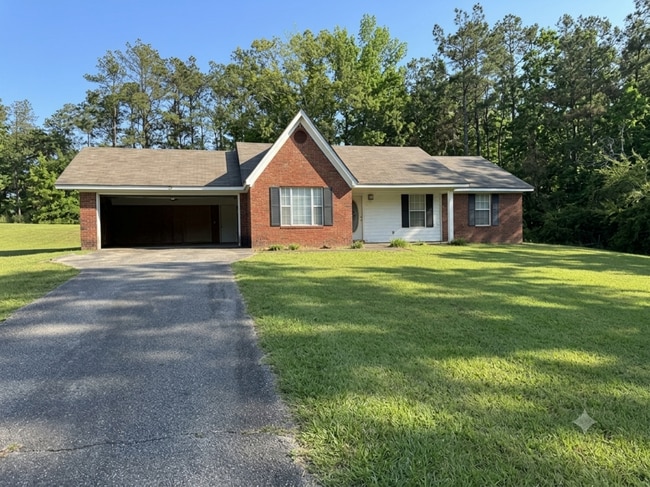 Building Photo - 3705 Crest Dr