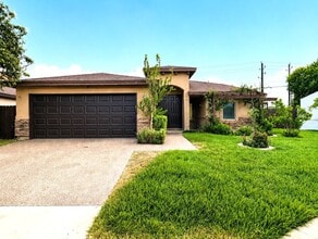 Building Photo - 11022 Winburn Dr