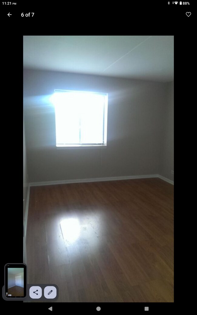 Foto del edificio - 1460 Fairlane Dr