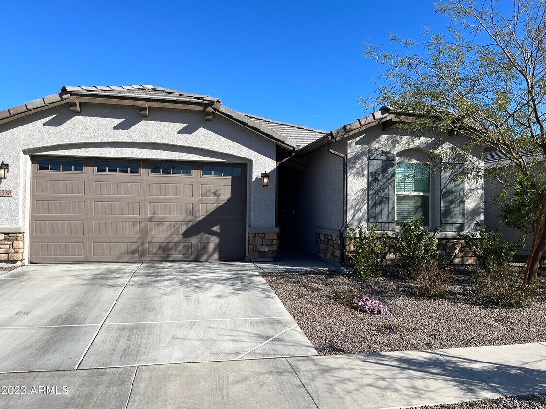 1338 E Irwin Ave, Phoenix, AZ 85042 House for Rent in Phoenix, AZ