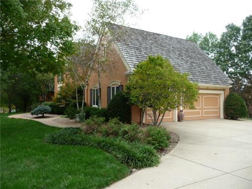 Building Photo - 2704 W 116th St