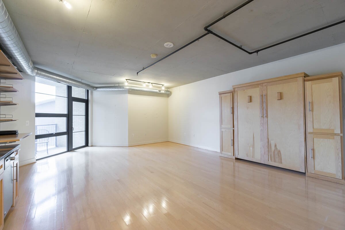 Foto principal - 2125 14th St NW