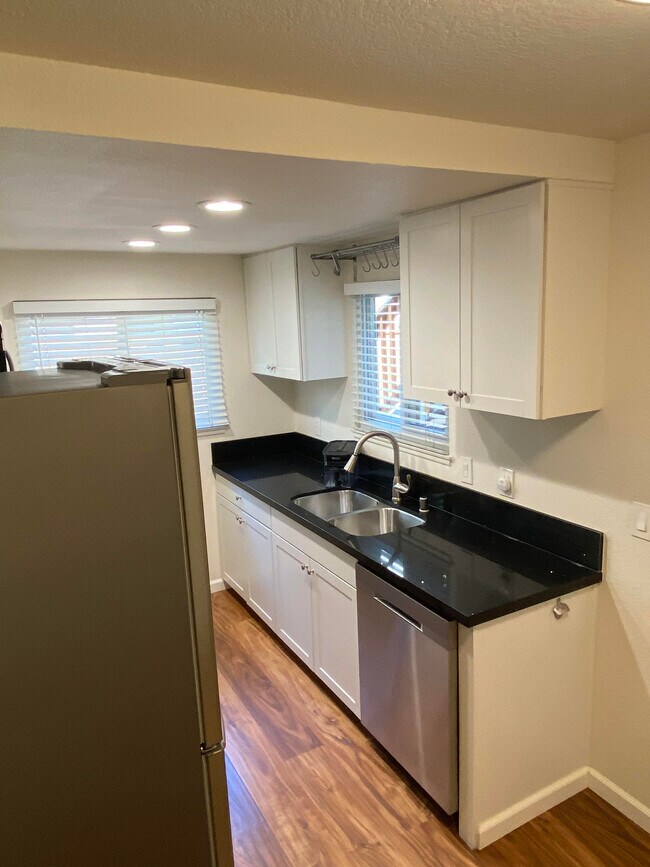 Kitchen - 3738 33rd St