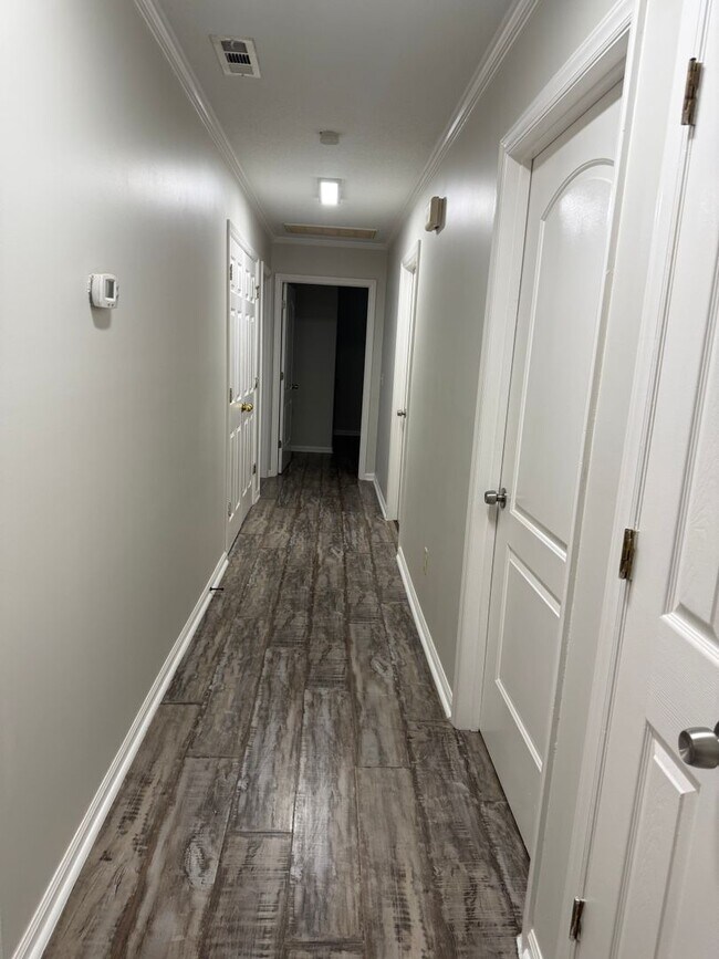 Foto del edificio - Available