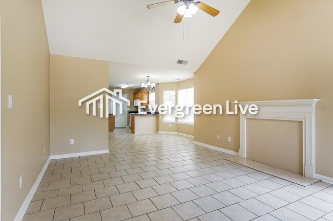 Building Photo - 120 Carrington Ln