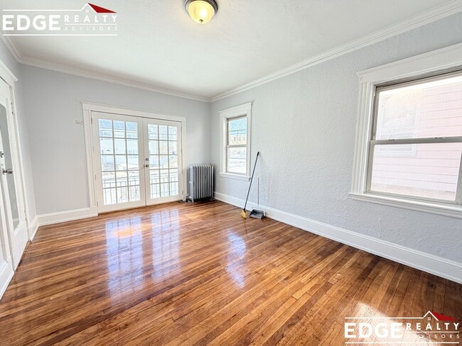 Building Photo - 232 Foster St