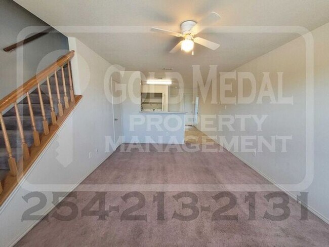 Building Photo - 3710 Malibu Ln