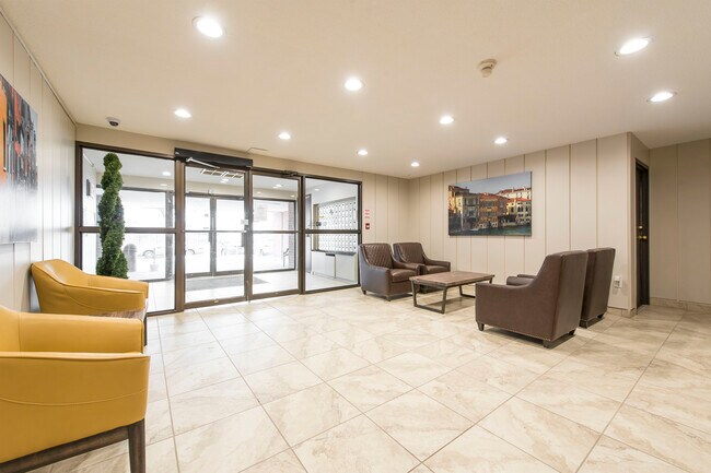 Photo du bâtiment - Heritage Place Apartments