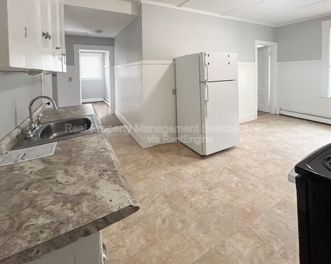 Building Photo - 11 Beacon St