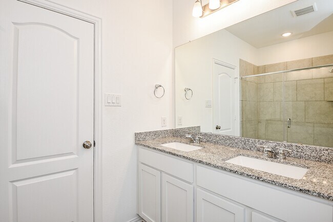 Foto del edificio - 31326 Black Frst Xing