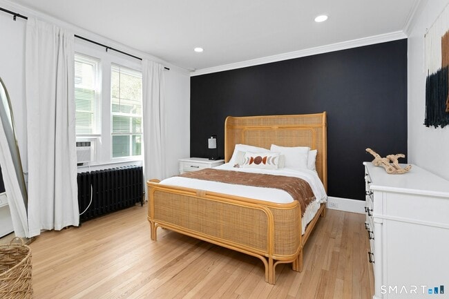 Building Photo - 137 Rock Spring Rd