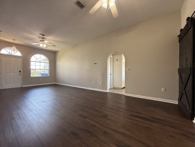 Building Photo - 4217 Avanti Cir